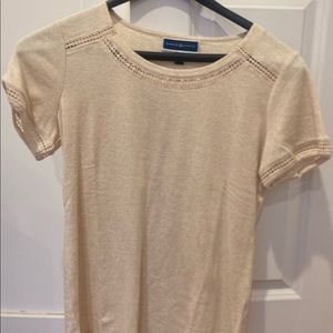 Karen Scott crochet trim Tee M